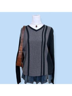 Y2K gray and black striped cotton sweater with vertical stripes